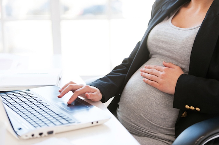 employers must provide reasonable accommodation for pregnant women